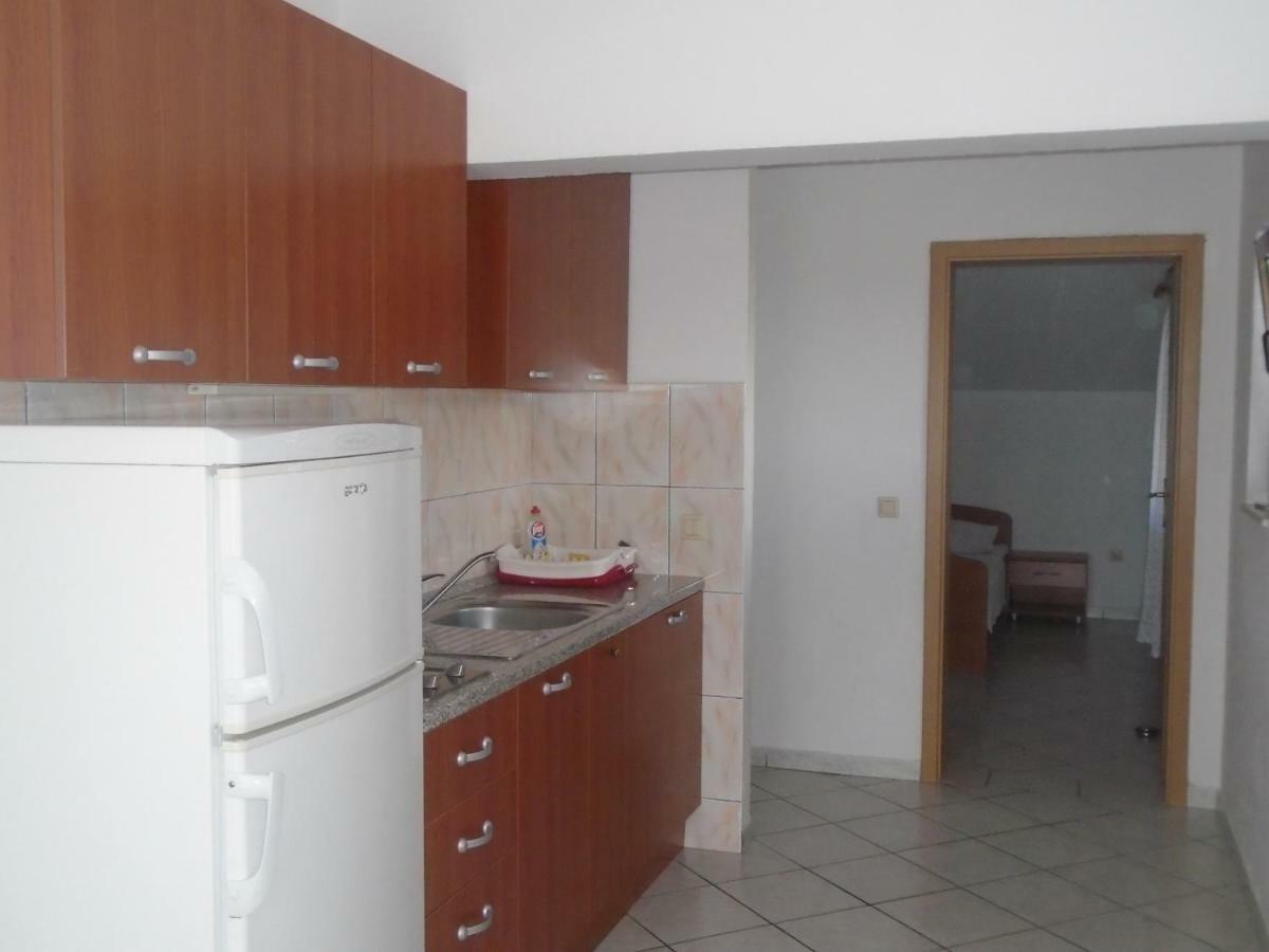 Apartments Sveti Anton Orebić Exterior foto