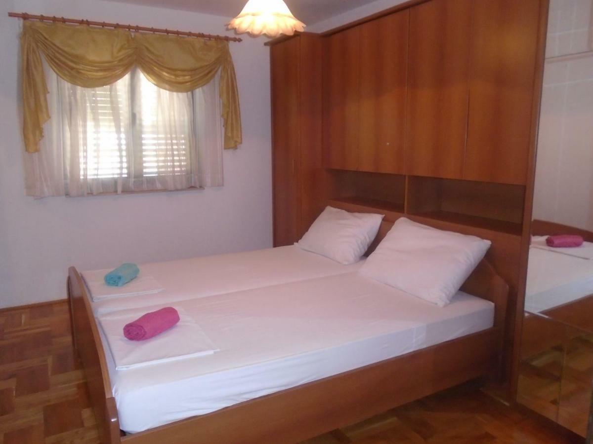 Apartments Sveti Anton Orebić Exterior foto
